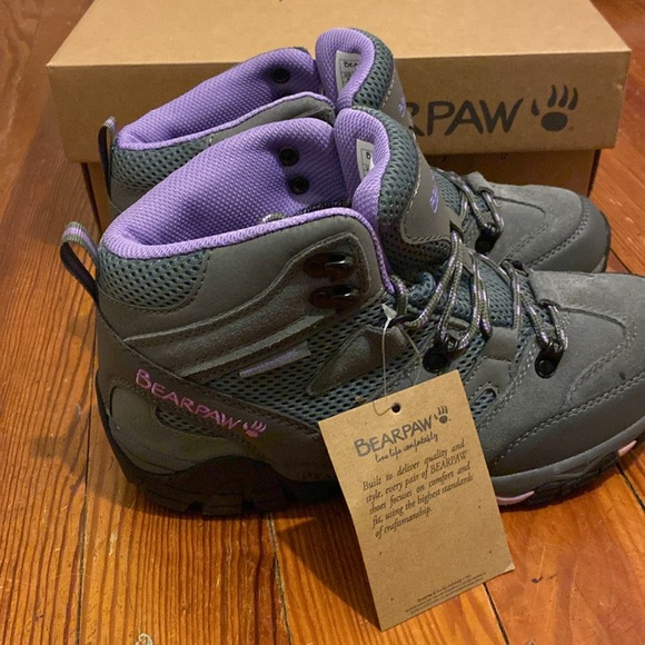 BearPaw Corsica women’s gray waterproof hiking boots size 9 NWT - Picture 2 of 12